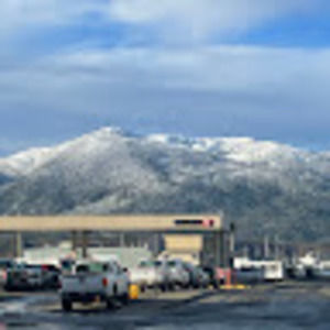 Meet your Posher, Layla